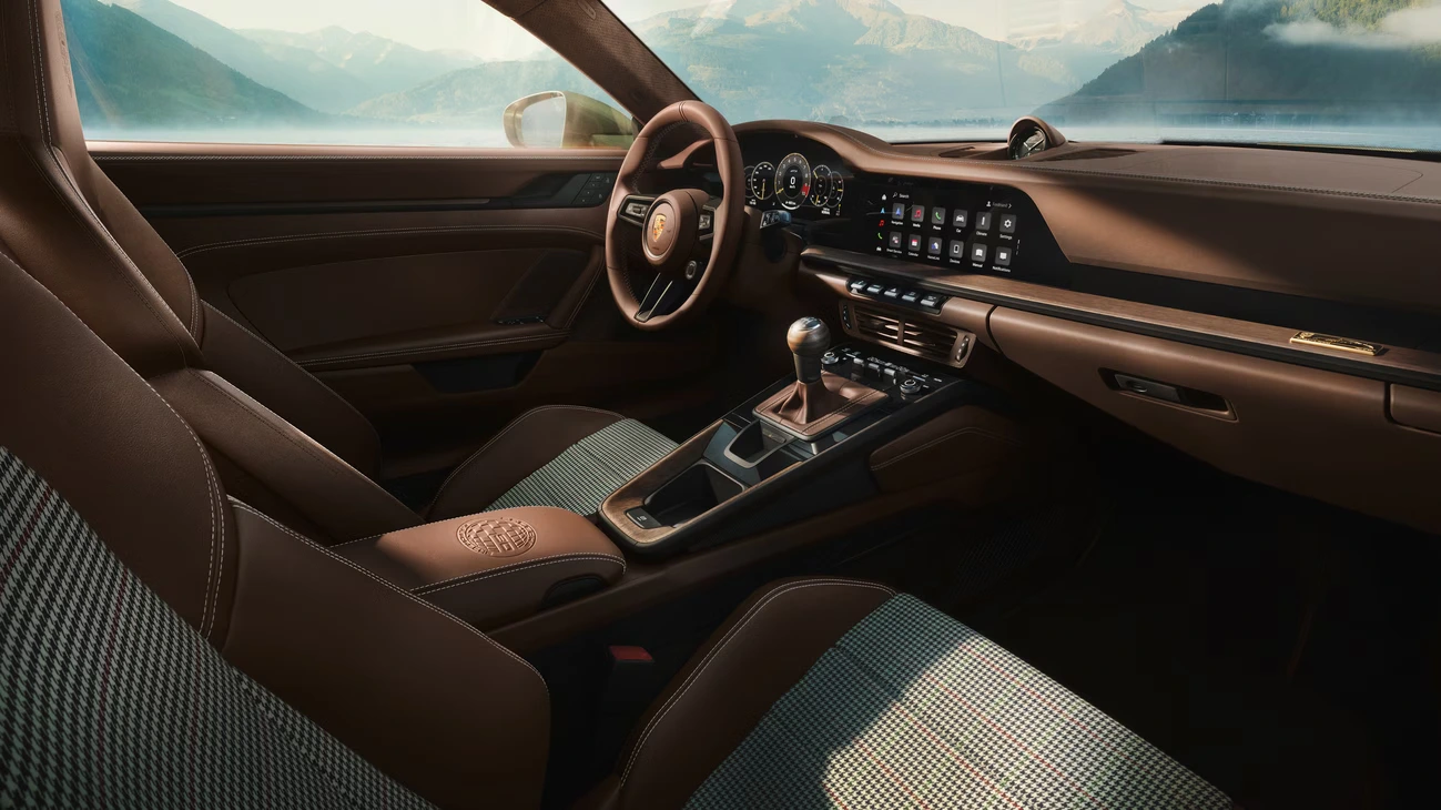 Porsche - Further together.